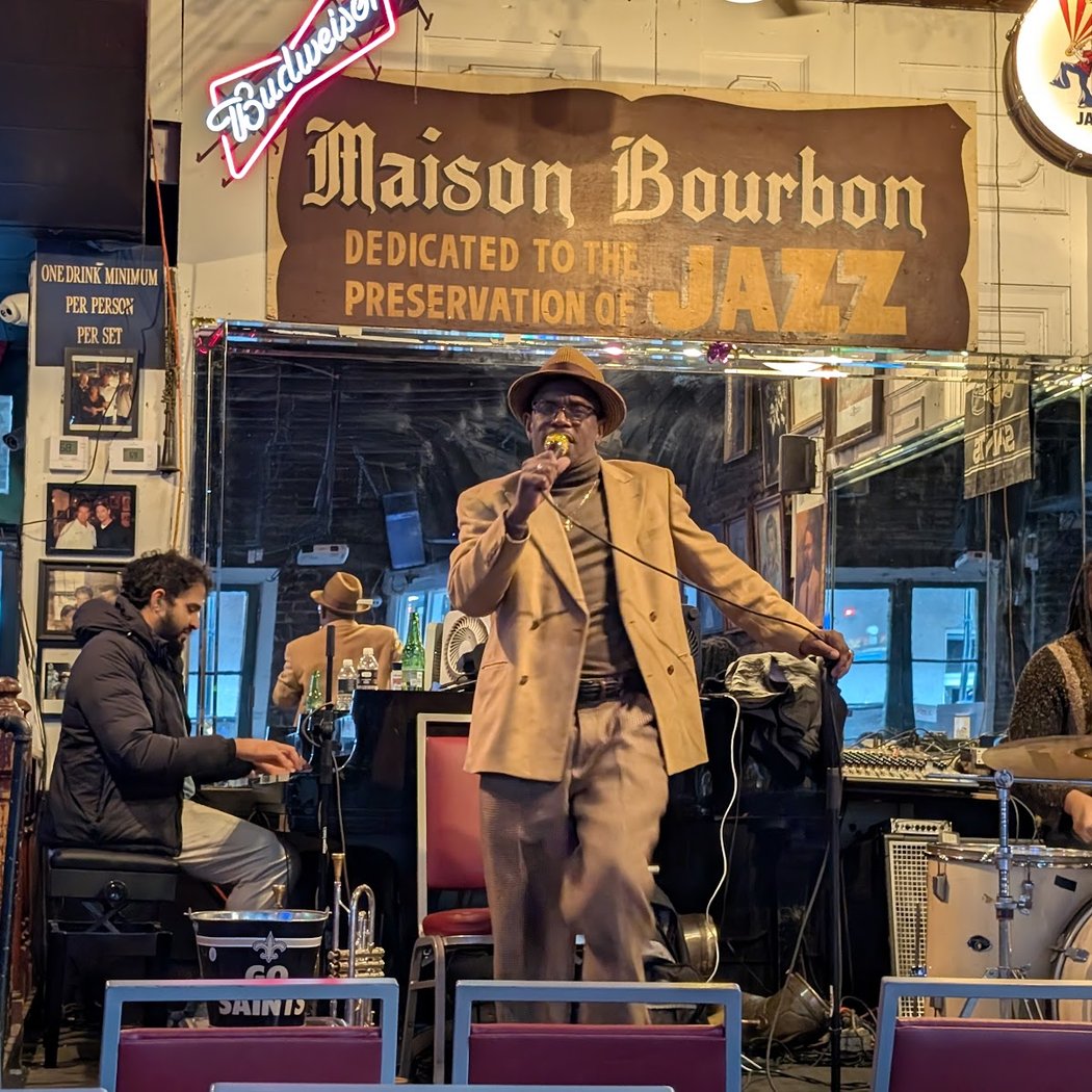 Maison Bourbon 1